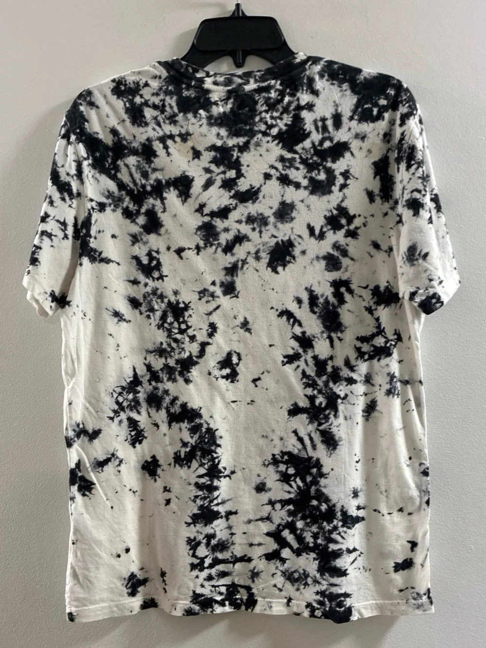 Guess Black & White Tie-Dye Short Sleeve Tee - Picture 2 of 6